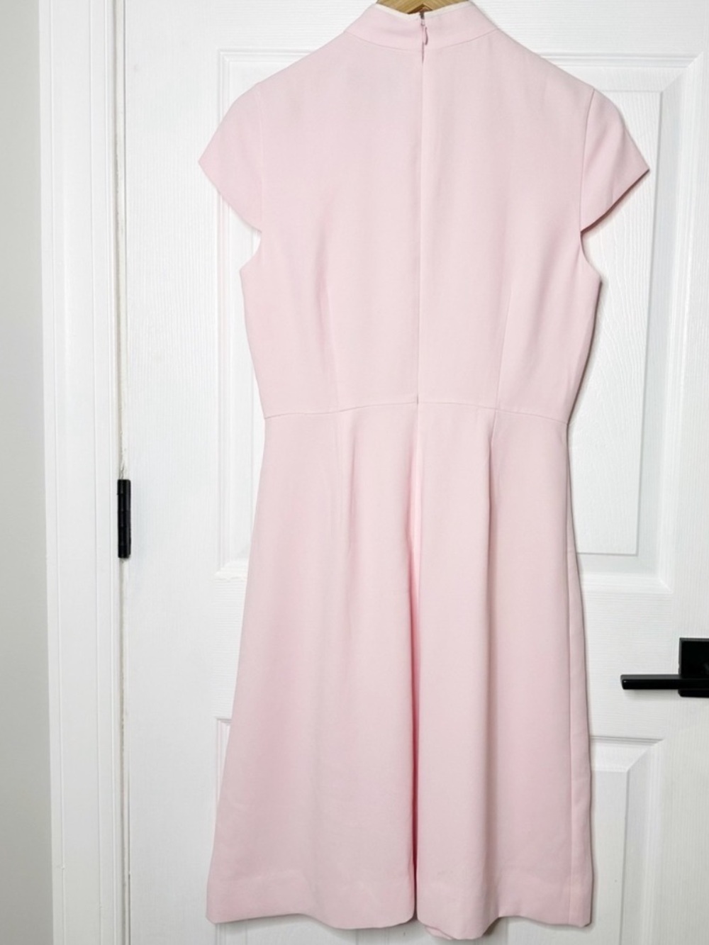 J.Crew Tie-Neck Fit and Flare 365 Crepe Cap Sleeve Dress Light Pink Size 2 - Picture 4 of 6